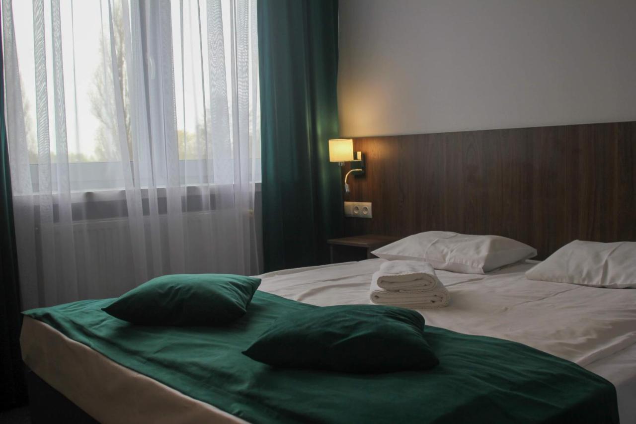 Eurohotel Baniocha Ngoại thất bức ảnh