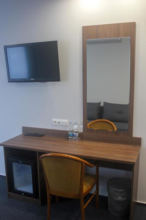 Eurohotel Baniocha Ngoại thất bức ảnh