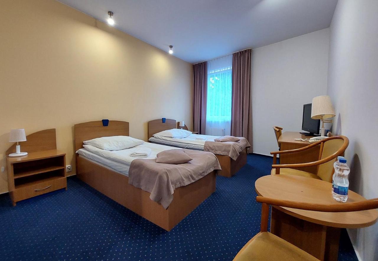 Eurohotel Baniocha Ngoại thất bức ảnh